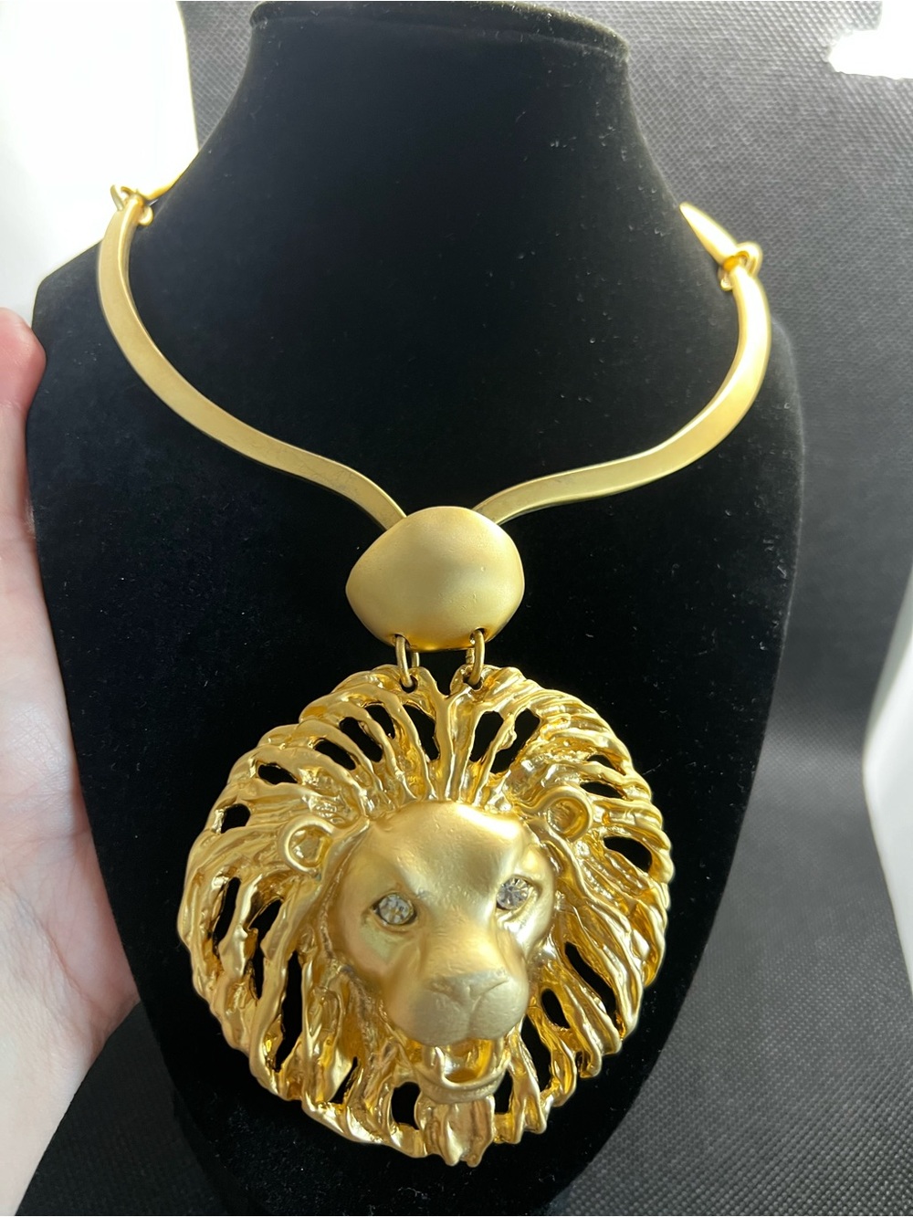 Gold Lion Pendant Statement Necklace - 80’-90’ Vintage New Old Stock